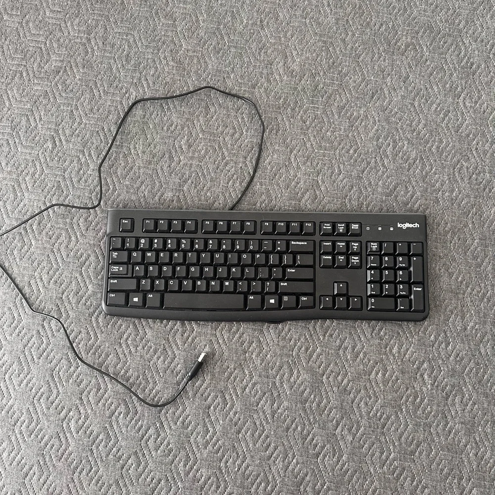 Headset with mic and keyboard